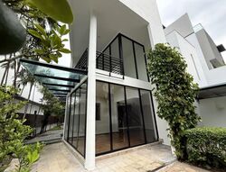 Duchess Avenue (D10), Semi-Detached #586155091